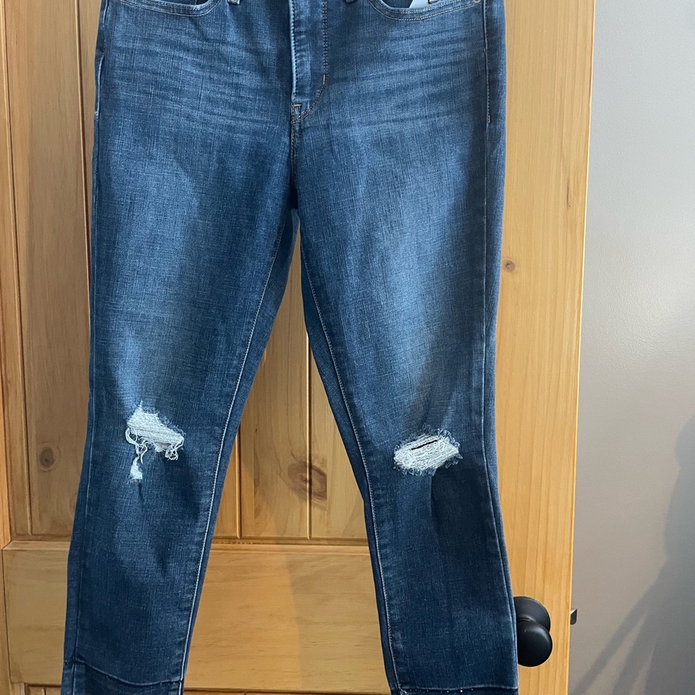 Stylish Blue Distressed Skinny Jeans